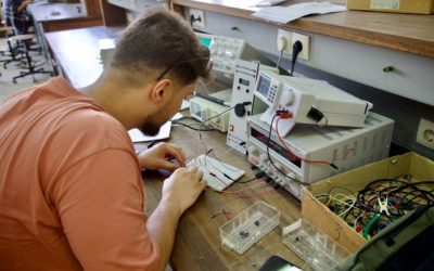 الإعلان عن التجربة الخامسة في معامل الإلكترونات
