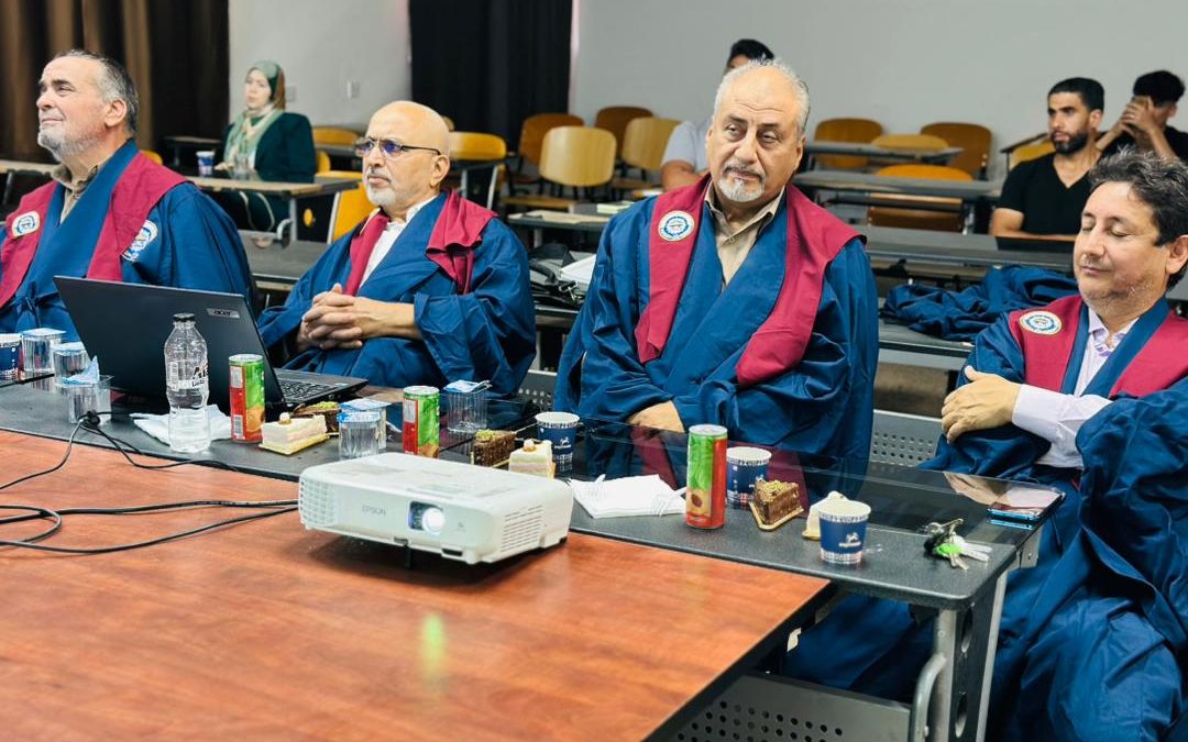 جامعة بنغازي تشهد مناقشة رسالة ماجستير مبتكرة في مجال هندسة المواد المتطورة