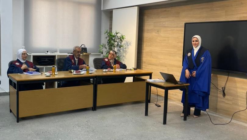 مناقشة رسالة ماجستير حول تصميم المباني التعليمية المستدامة في جامعة بنغازي
