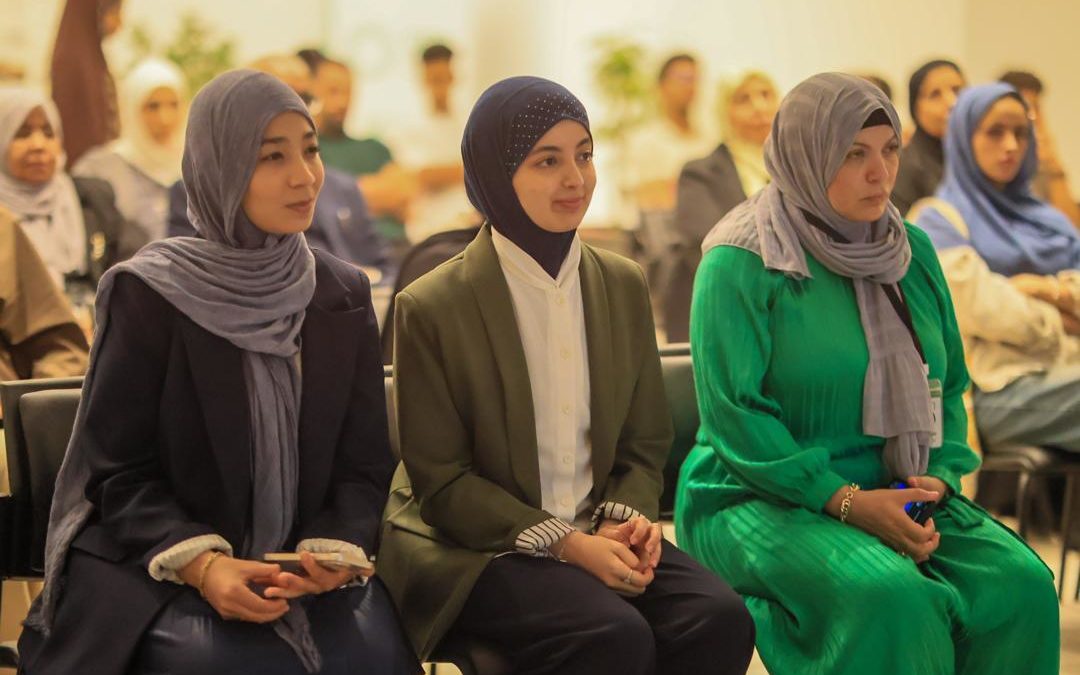 «بنغازي تستعد».. مبادرة طلابية من كلية الهندسة المعمارية لتعزيز الاستدامة والمرونة المناخية